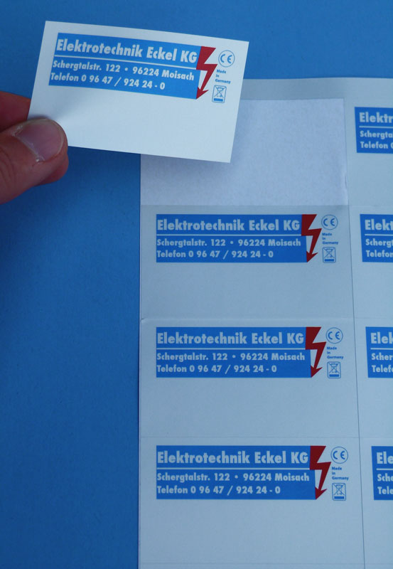 Vorgedruckte silberne Polyesteretiketten auf A4-Laserbogen zum weiteren Bedrucken